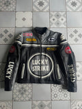Vue de face du blouson moto vintage Lucky Strike édition Kevin Schwantz en cuir noir et argent, avec logos Michelin et Motul