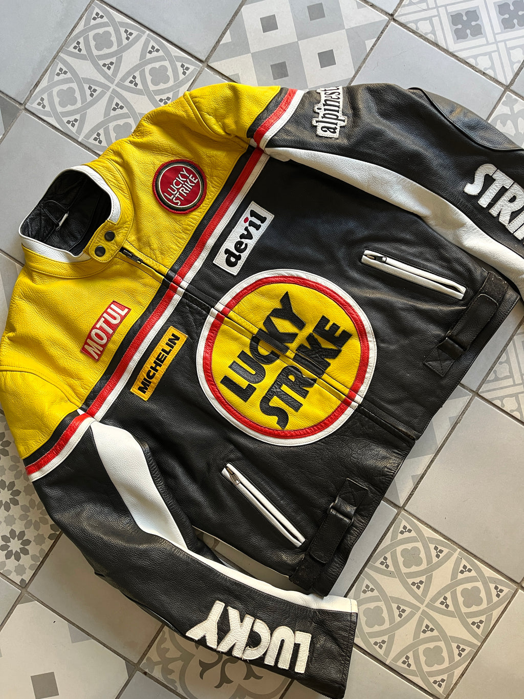 Veste racing Lucky Strike vintage en cuir noir et jaune